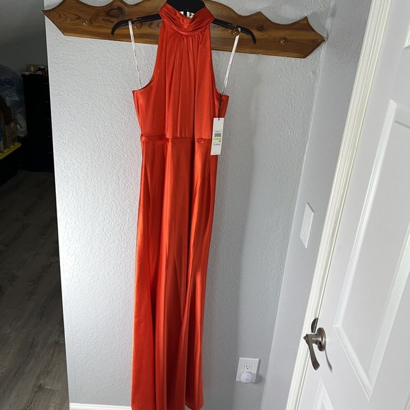 Calvin Klein NWT Elegant Long Dress SUNSET Satin Halter Gown SIZE 4 - Picture 8 of 9